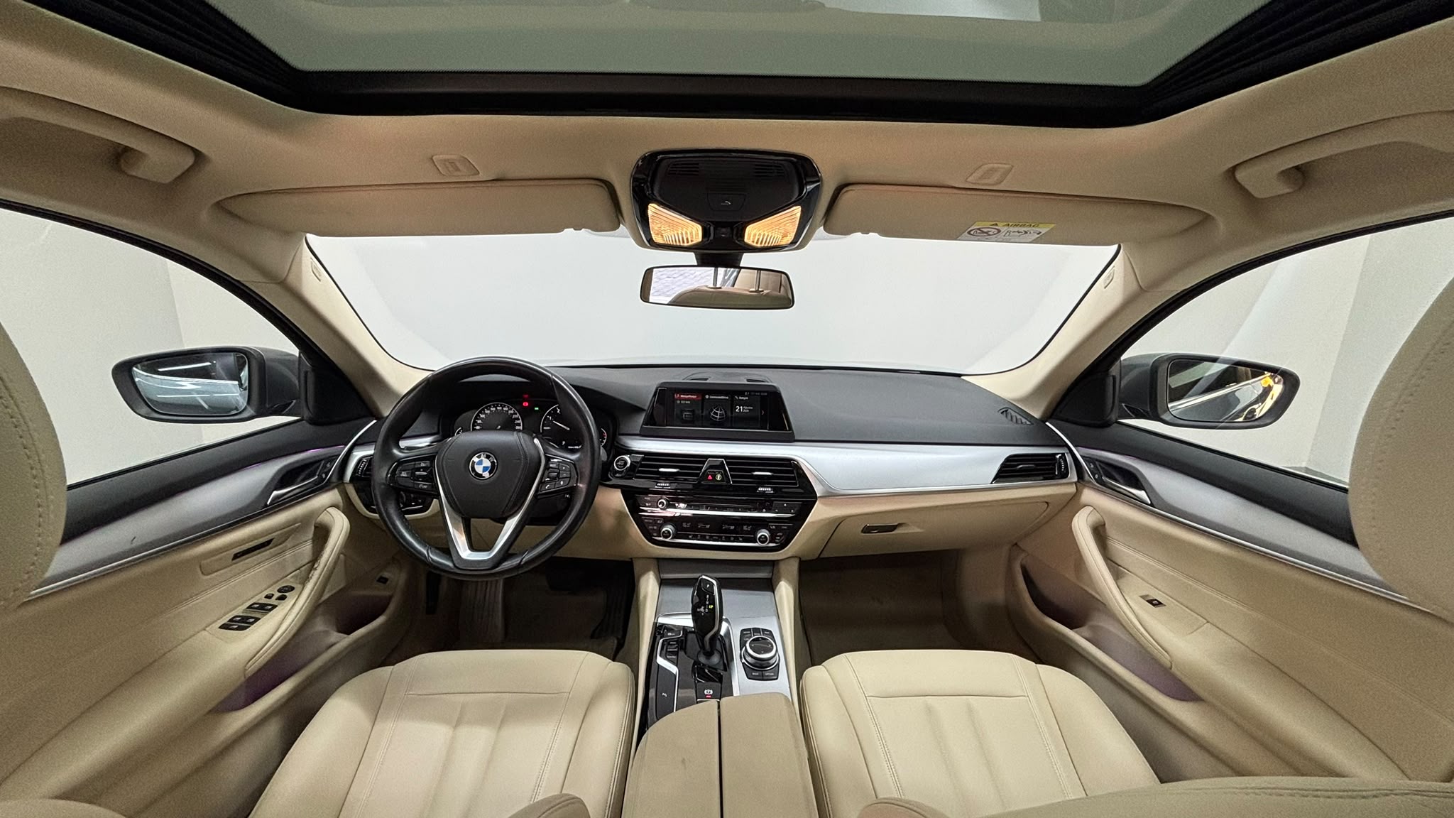 BMW 520i 24